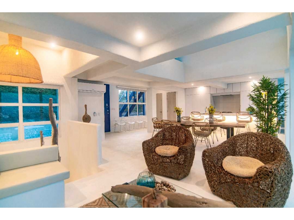 VENTA DE CASA DE TRES NIVELES EN PUNTA CANGREJO VISTA AL MAR - 3