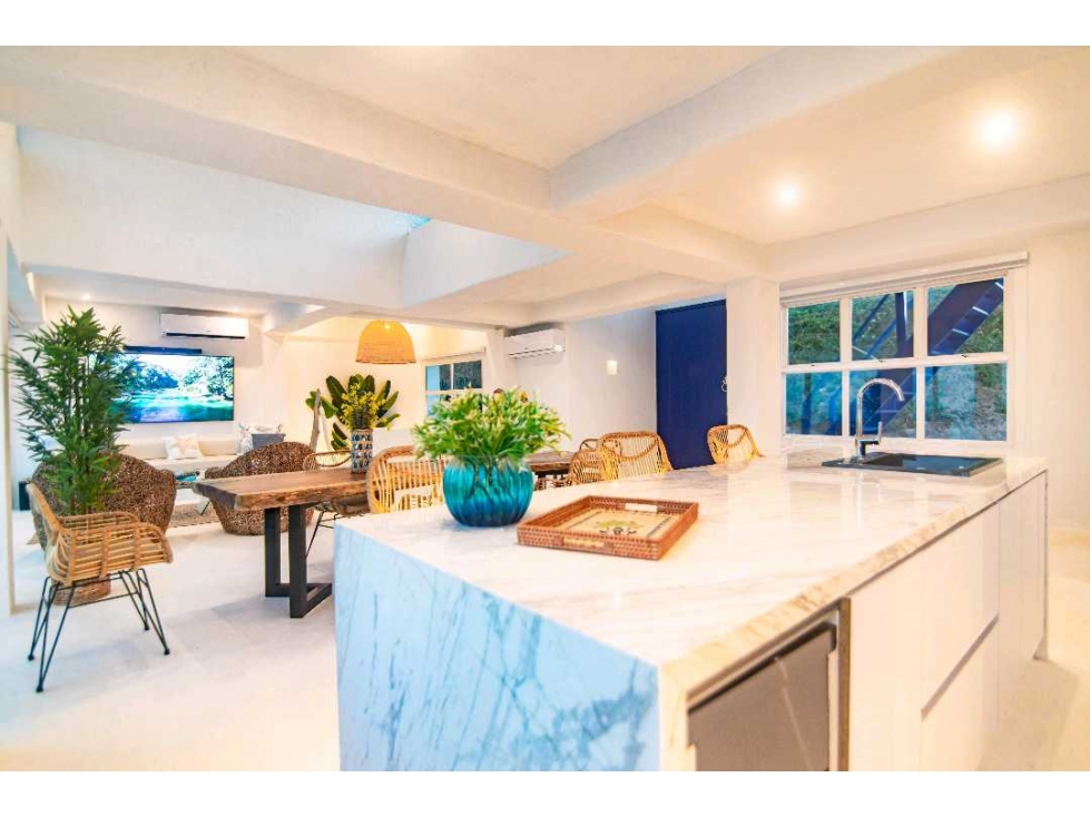 VENTA DE CASA DE TRES NIVELES EN PUNTA CANGREJO VISTA AL MAR - 5