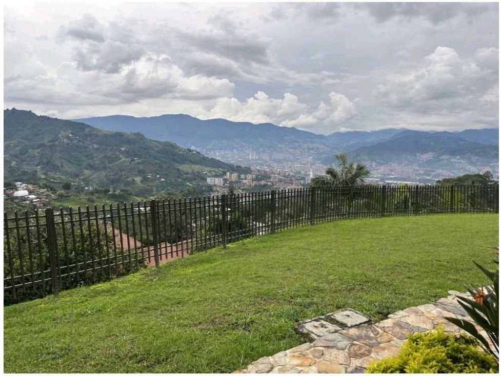 VENTA DE CASA DE UN NIVEL EN EL ESCOBERO. — foto 2