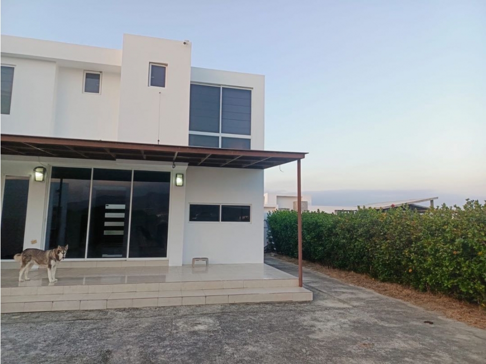 Casa en venta en Montecristi-Manabí. - 2