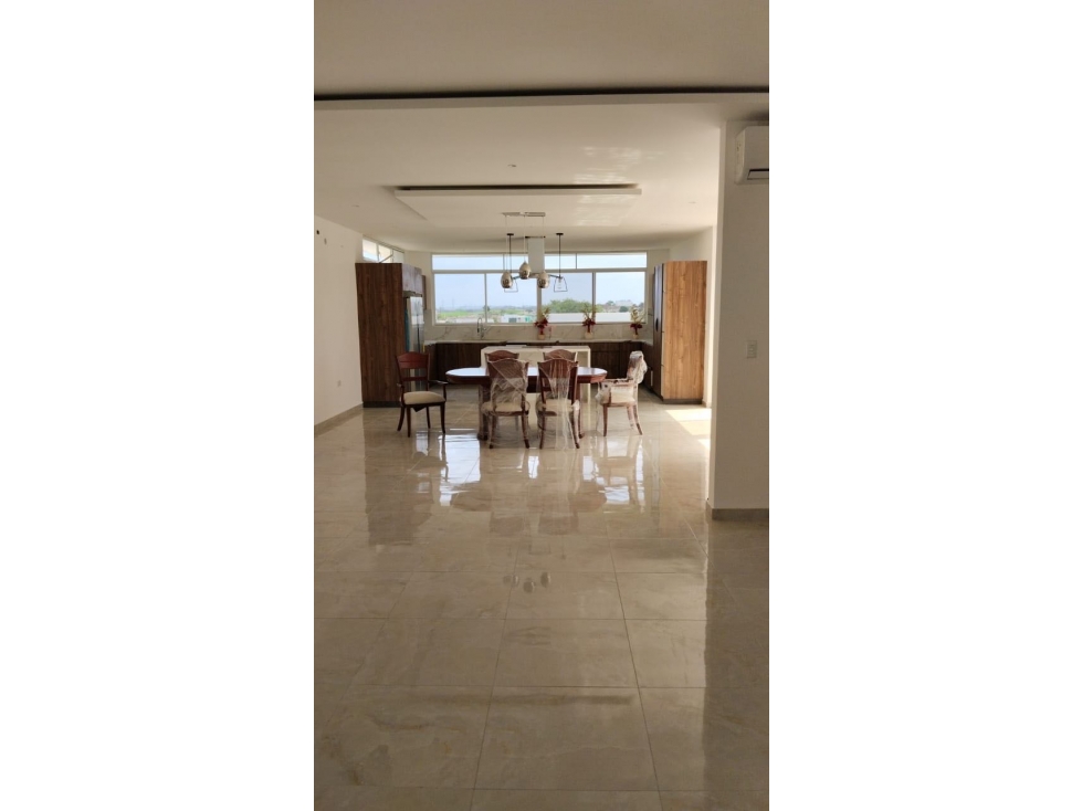 Venta de casa dentro de Urb. Montecristi Golf Club. - 3