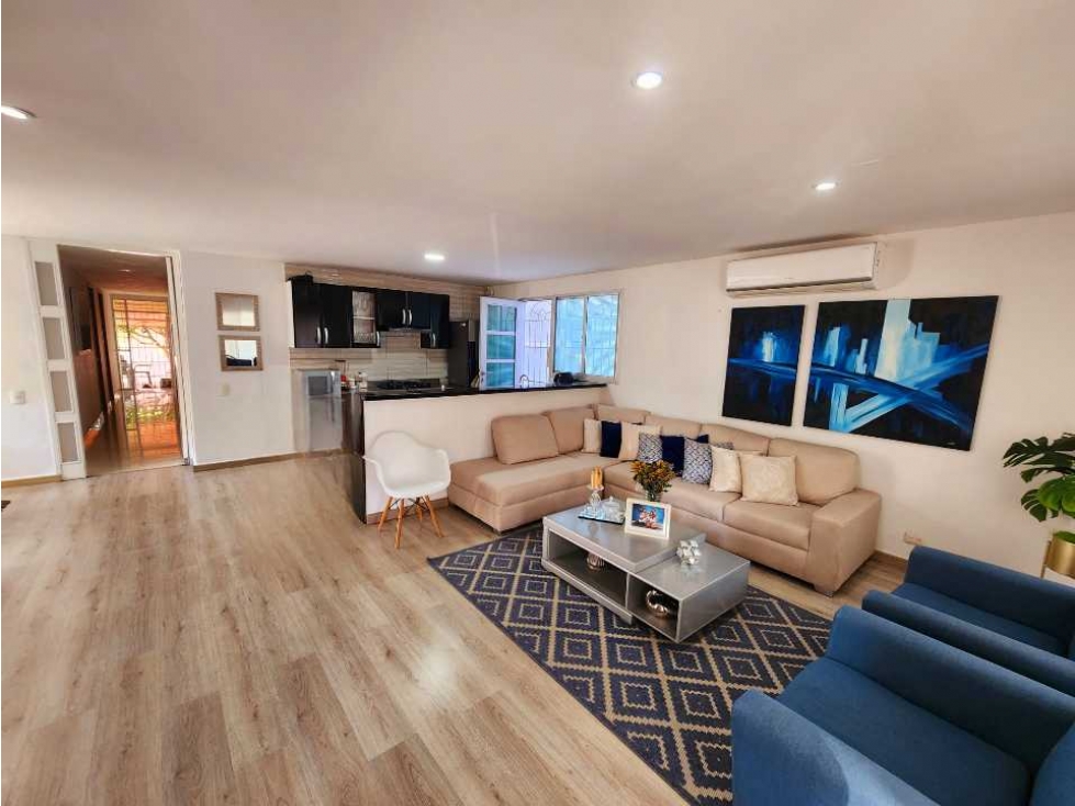 VENTA DE CASA DOS NIVELES EN PARAISO — foto 2