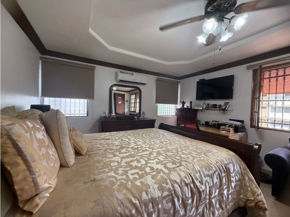 VENTA DE CASA DUPLEX EN EL DORADO - 5