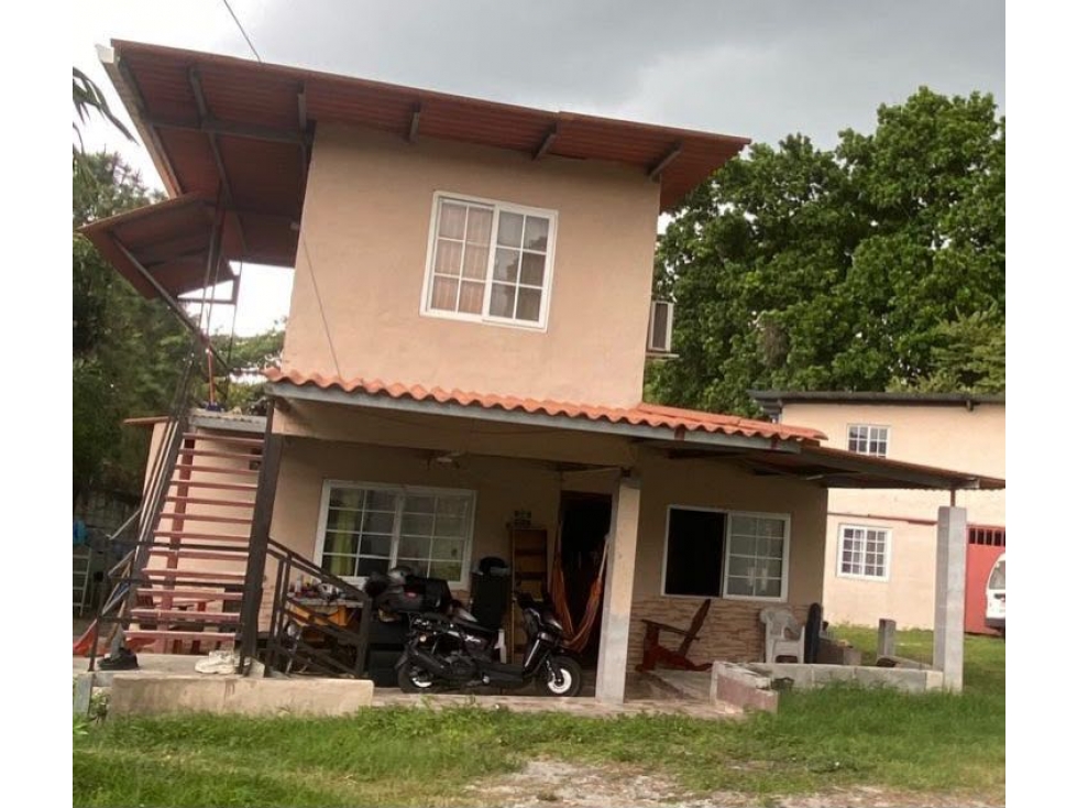 Venta de casa Duplex | Las lajas, Chame