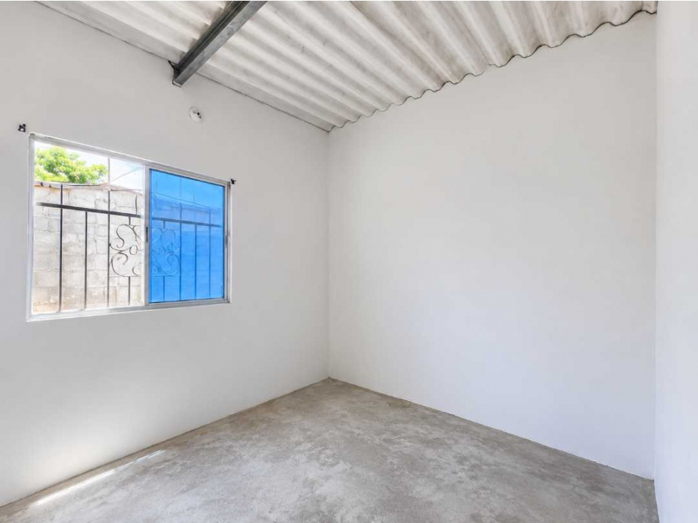 Venta de casa económica en santa Marta con lote oportunidad — foto 2
