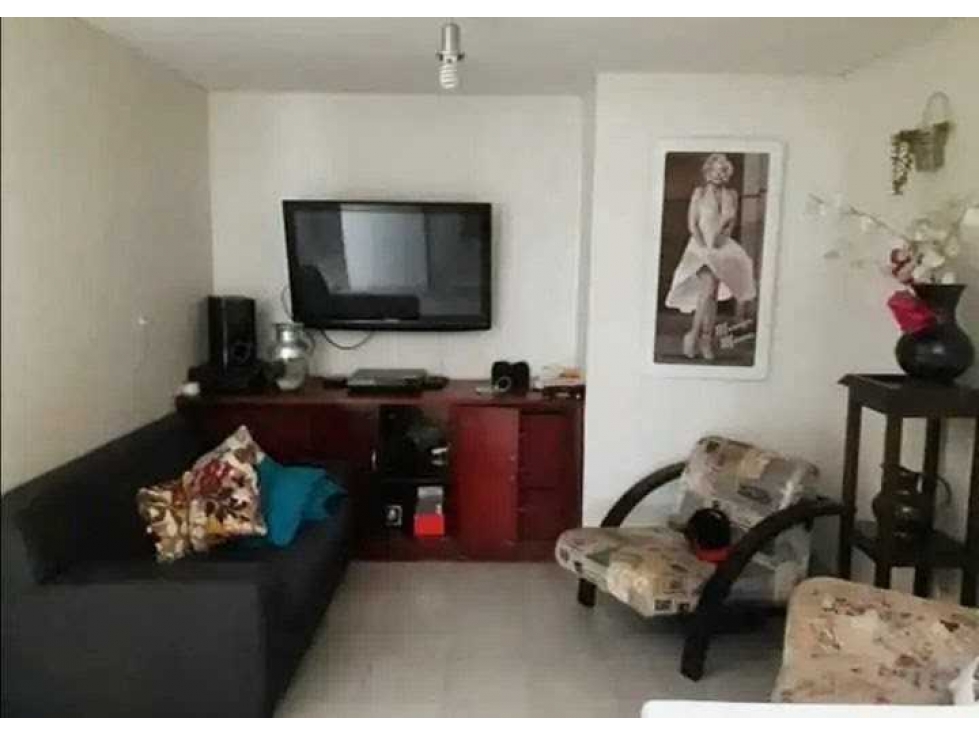 VENTA DE CASA EN ALFOSO LOPEZ T.P - 4