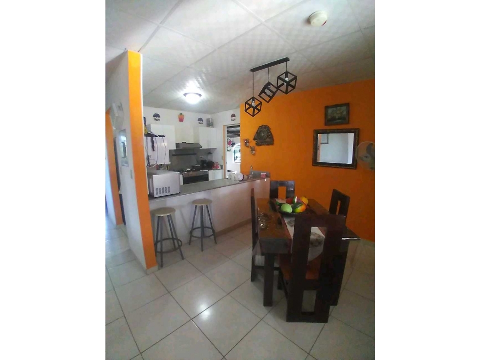 VENTA DE CASA EN ALGARROBOS 3 RECAMARAS CERCADA - 5