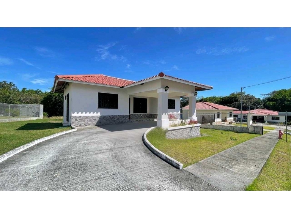 VENTA DE CASA EN ALGARROBOS RESIDENCIAL BALMORAL