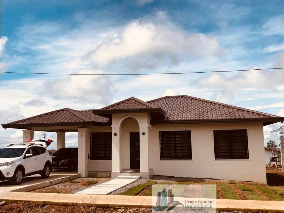 VENTA DE CASA EN ALTO BOQUETE