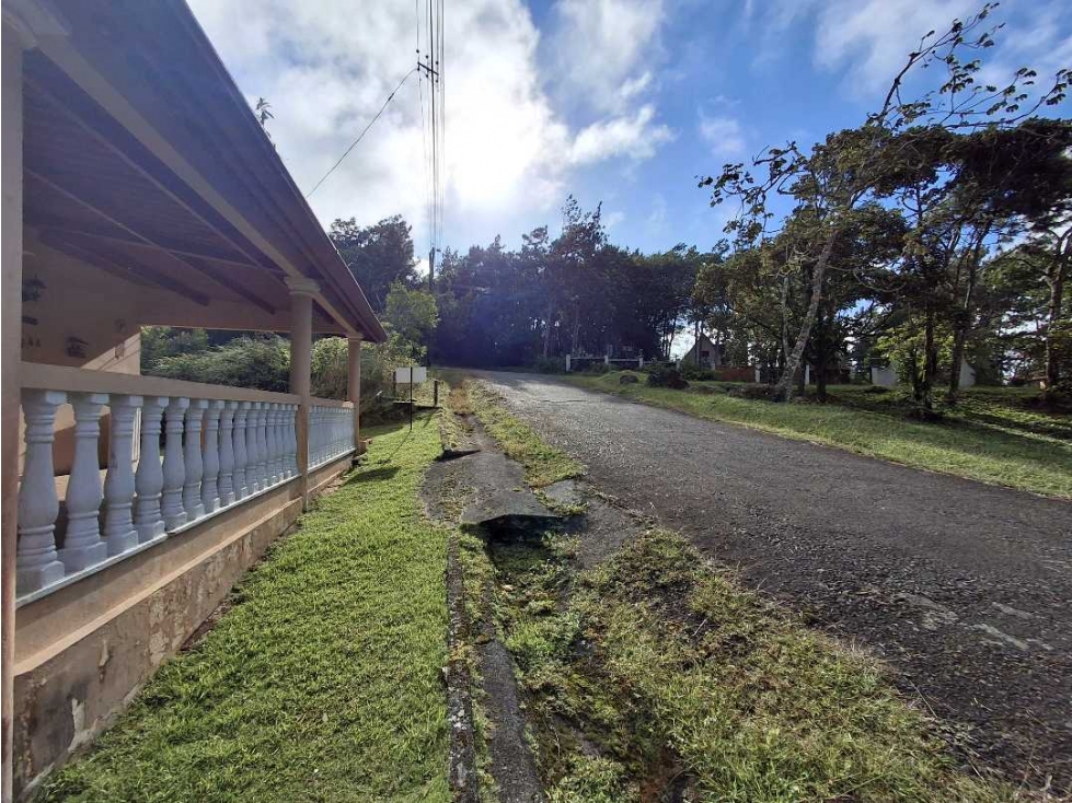 Venta de Casa en Altos de Cerro Azul - 3