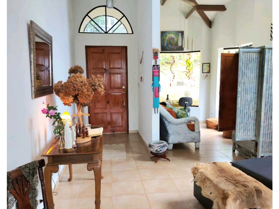 VENTA DE CASA EN ALTOS DE CERRO AZUL PANAMÁ - 6