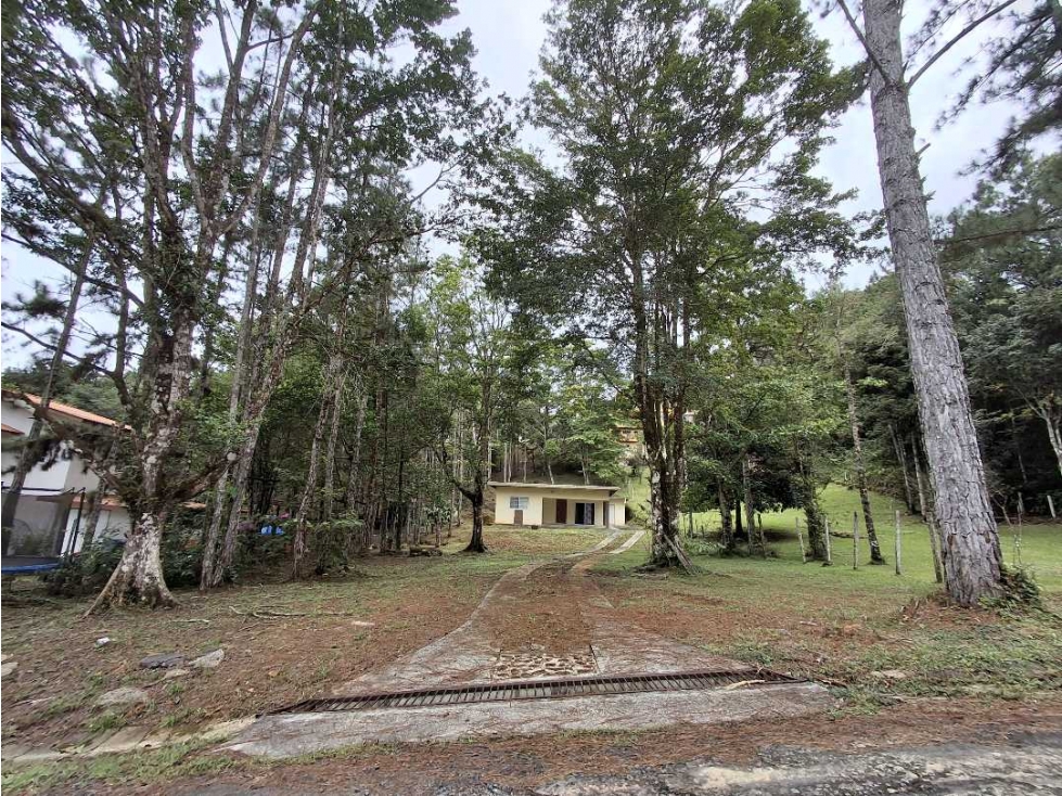 Venta de Casa en Altos de Cerro Azul - 1
