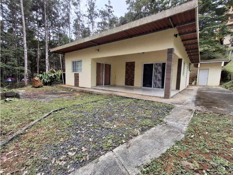 Venta de Casa en Altos de Cerro Azul - 6