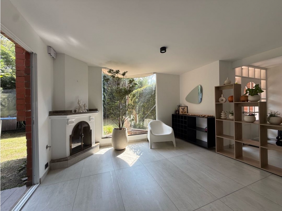 VENTA DE CASA EN ALTOS DE EL POBLADO — foto 4