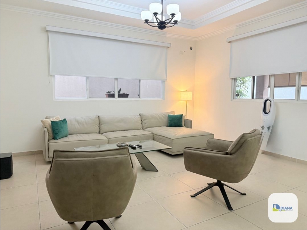 Venta de Casa en Altos de Panamá — foto 2