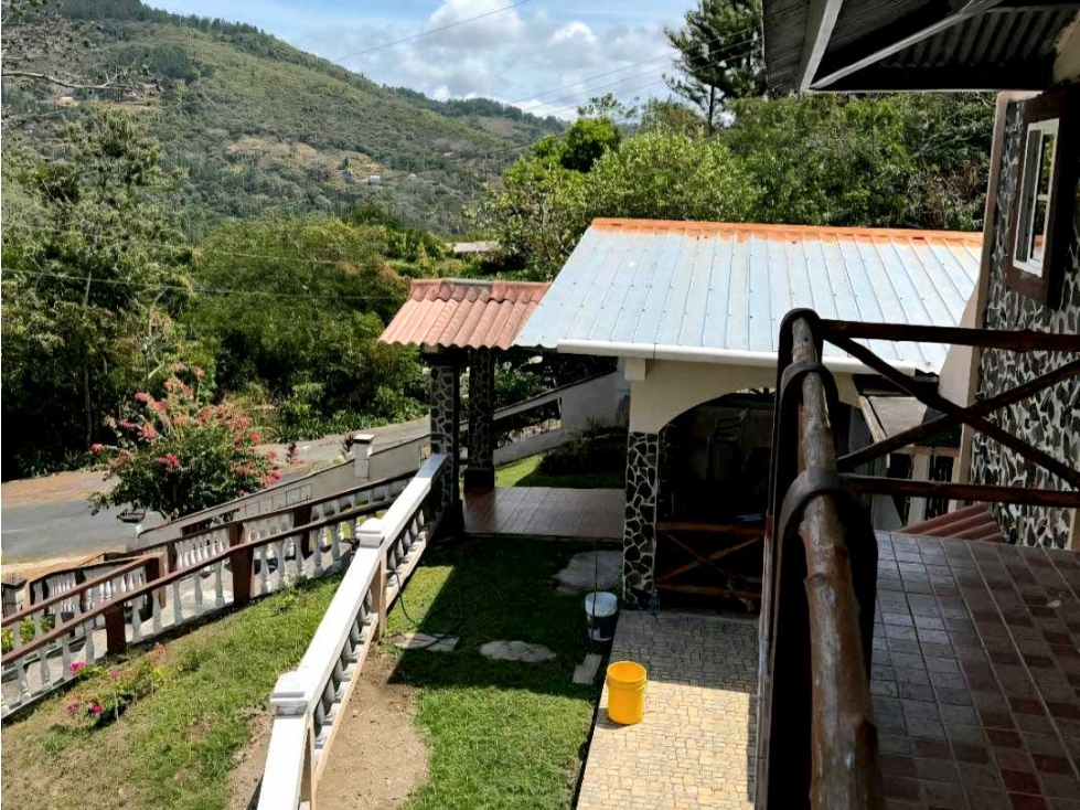 VENTA DE CASA EN ALTOS DEL MARIA - 3