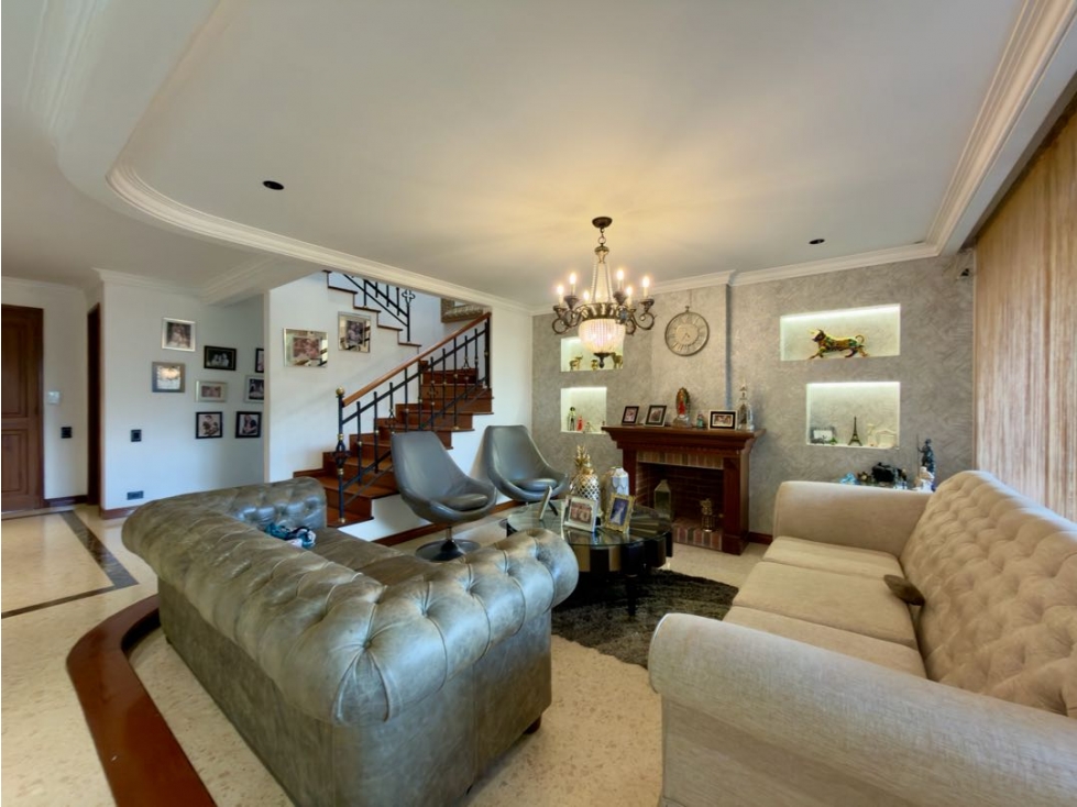 Venta de casa en altos del poblado — foto 2