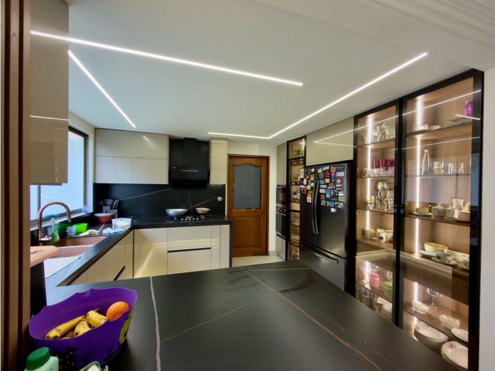 Venta de casa en altos del poblado — foto 6