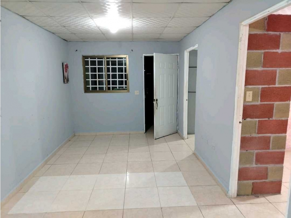 VENTA DE CASA EN BAGALA COMPLETAMENTE CERCADA EN ESQUINA - 5