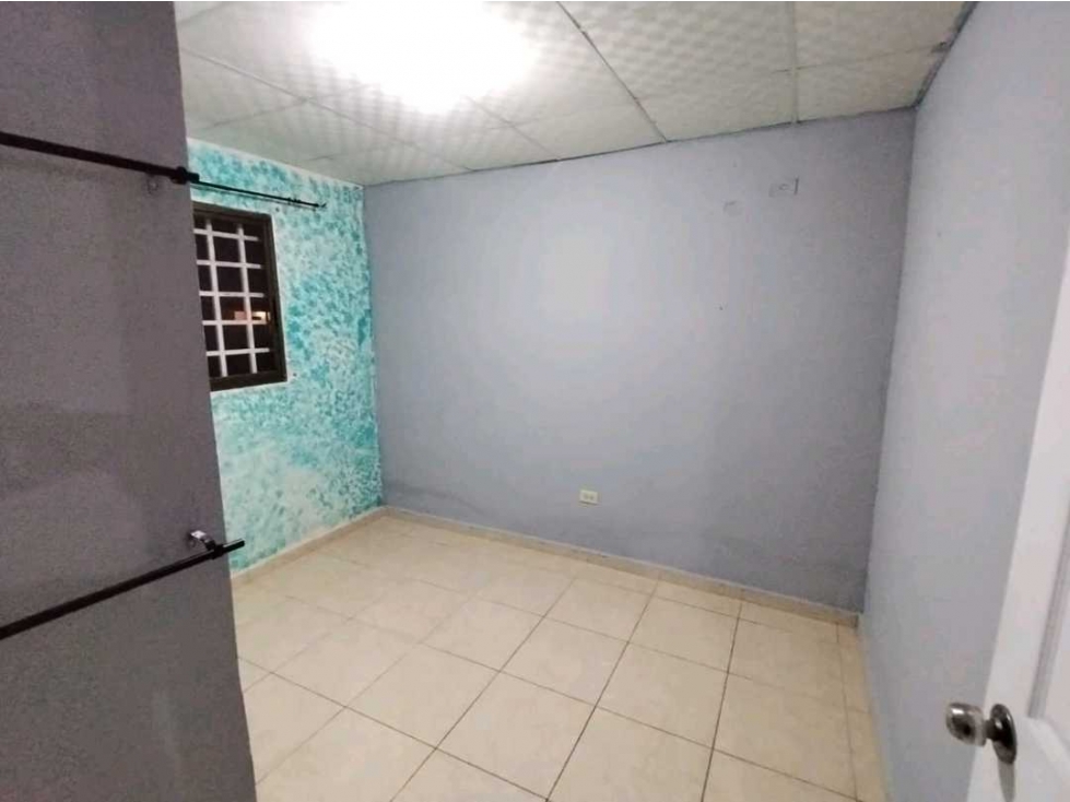 VENTA DE CASA EN BAGALA COMPLETAMENTE CERCADA EN ESQUINA - 6