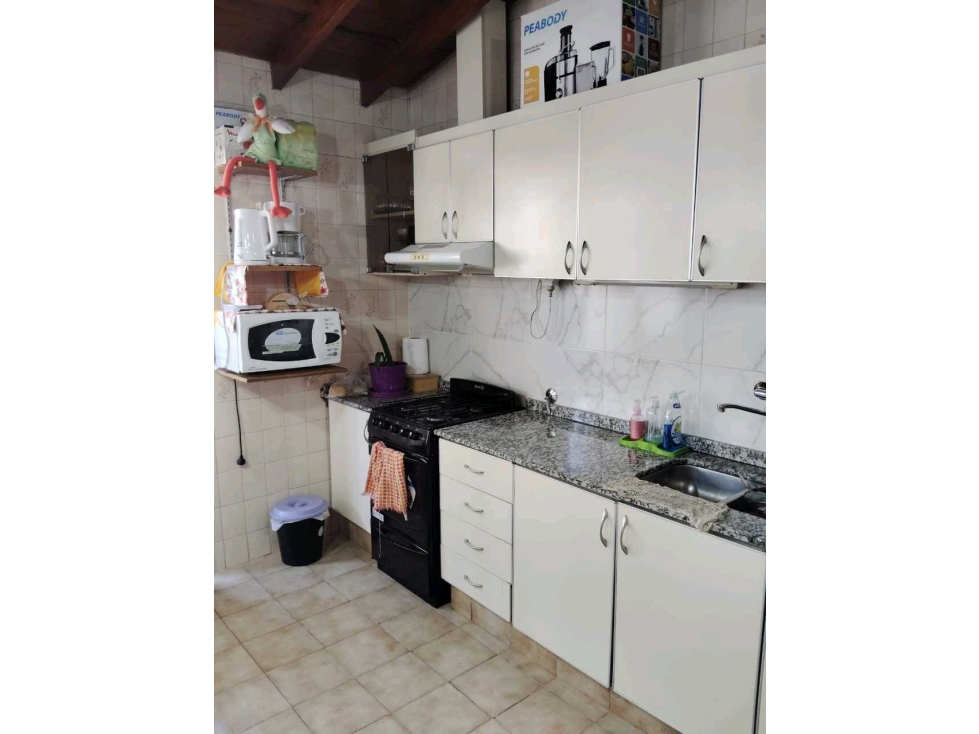 VENTA DE CASA EN BARRIO AERONAÚTICA, LAS HERAS- MZA. — foto 6