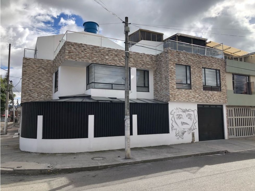 Venta de Casa en Barrio Carabelas Bogota. — foto 2