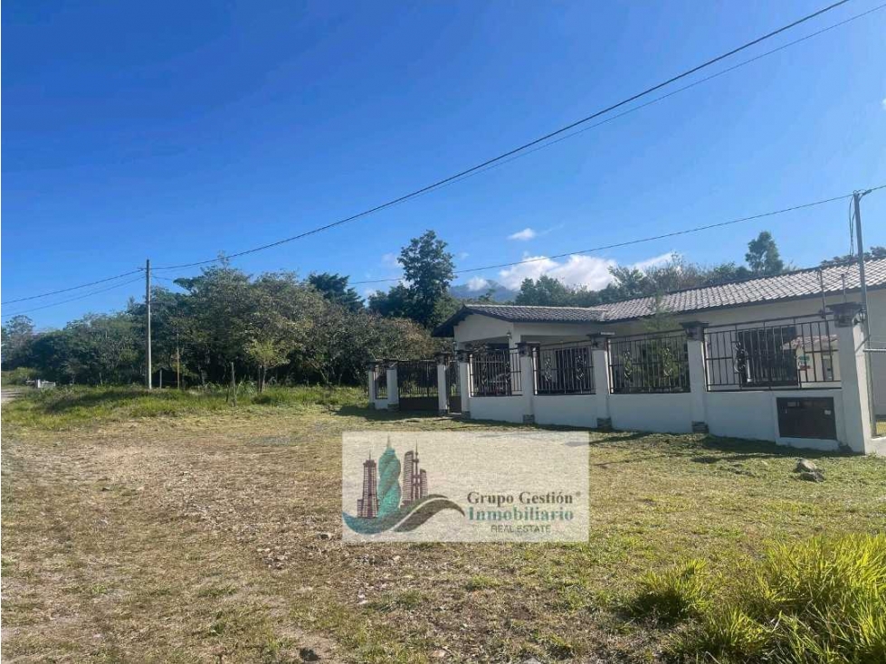 VENTA DE CASA EN ALTO BOQUETE 600 METROS CERCADA COMPLETAMENTE — foto 4