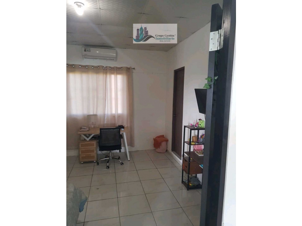 VENTA DE CASA EN BOQUETE. DE 1,000 METROS COMPLETAMENTE CERCADA - 3