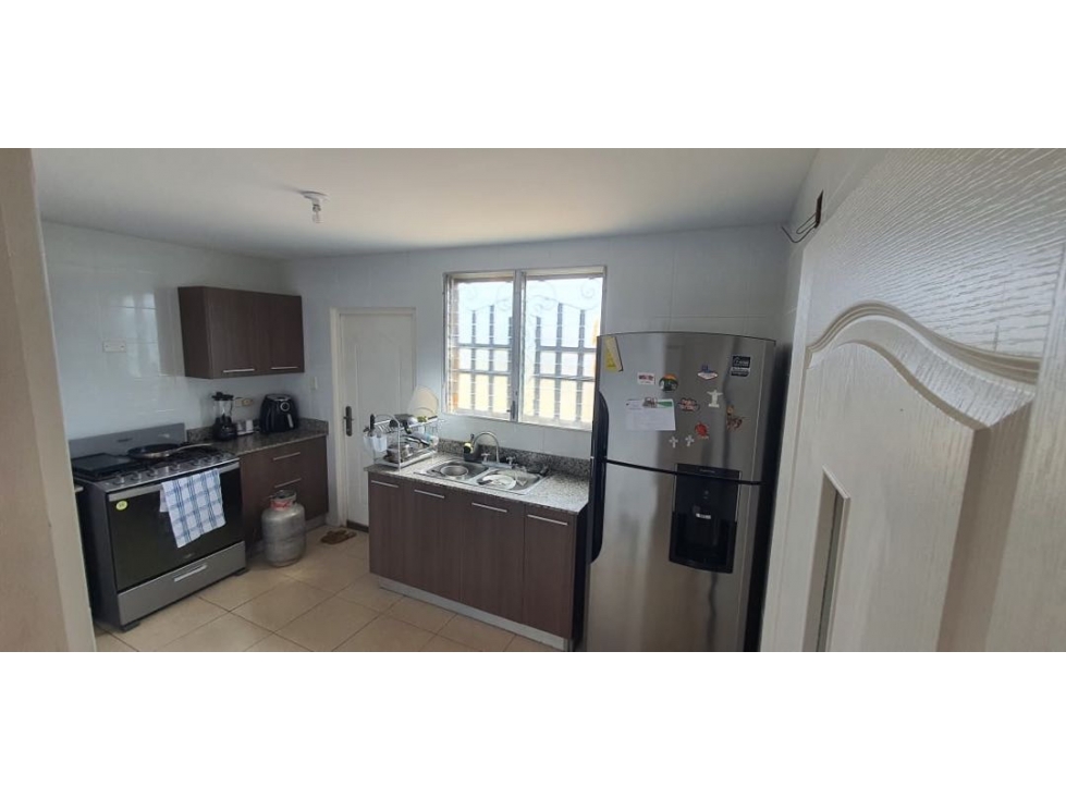 VENTA DE CASA EN BRISAS DEL GOLF ARRAIJAN — foto 4