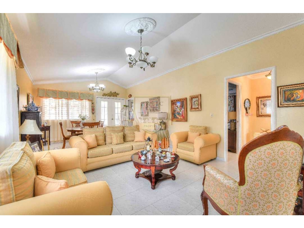 VENTA DE CASA EN BRISAS DEL GOLF EN CIRCUITO CERRADO - 5