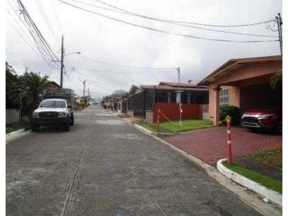 VENTA DE CASA EN BRISAS DEL GOLF EN CIRCUITO CERRADO — foto 2