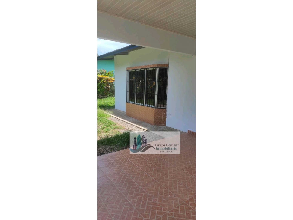VENTA DE CASA EN BUGABA TOTALMENTE CERCADA 1,000 METROS DE TERRENO - 2