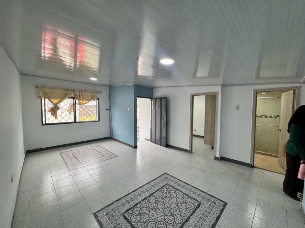 VENTA DE CASA EN CALARCA 5 MINUTOS DEL PARQUE PRINCIPAL — foto 3