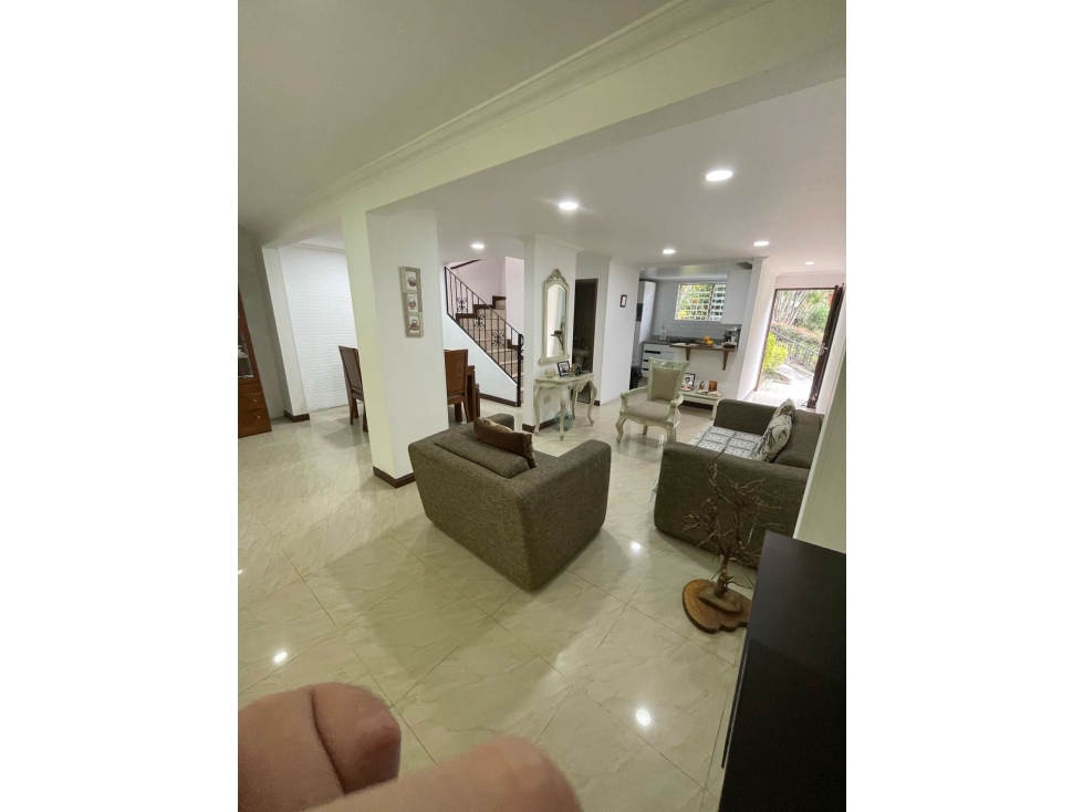 Venta de casa en Calazans unidad cerrada