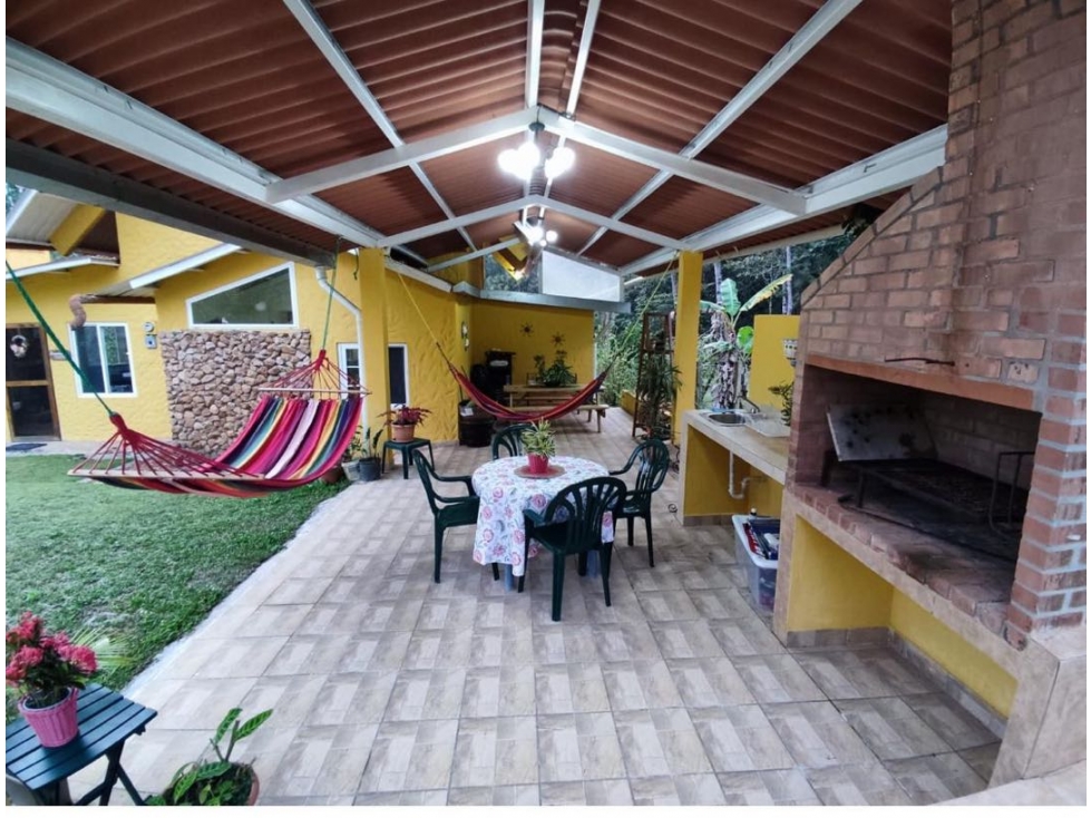 VENTA DE CASA EN CERRO AZUL - 4