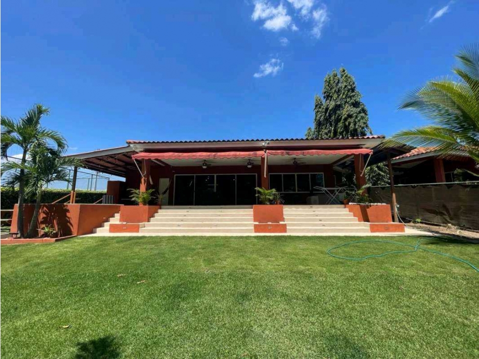 VENTA DE CASA EN CHAME PLAYA CARACOL, HERMOSA Y ACOGEDORA - 1