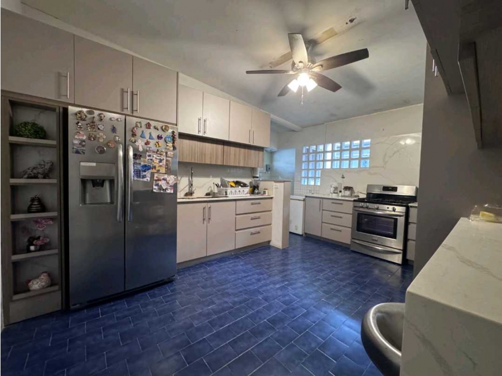 Venta de Casa en Chanis Parque Lefevre