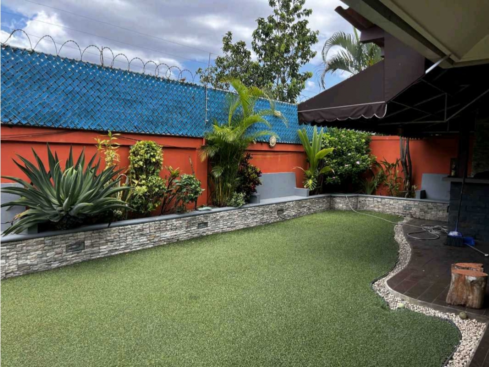 VENTA DE CASA EN CHANIS RESIDENCIAL CASTEL NOVO 280 JP — foto 2
