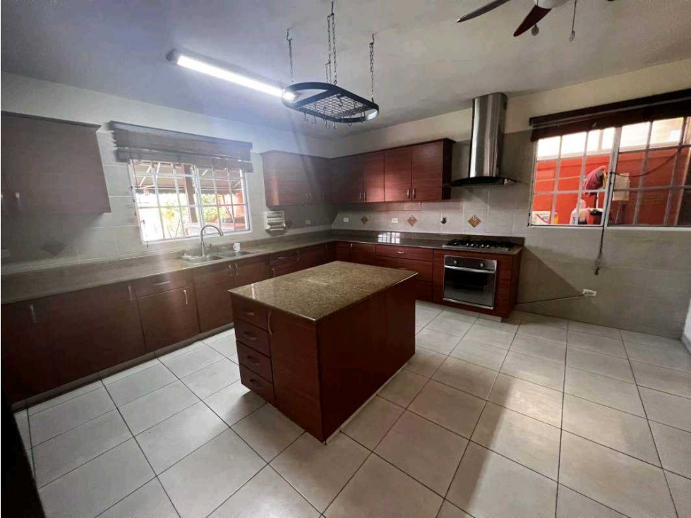VENTA DE CASA EN CHANIS RESIDENCIAL CASTEL NOVO 280 JP — foto 6