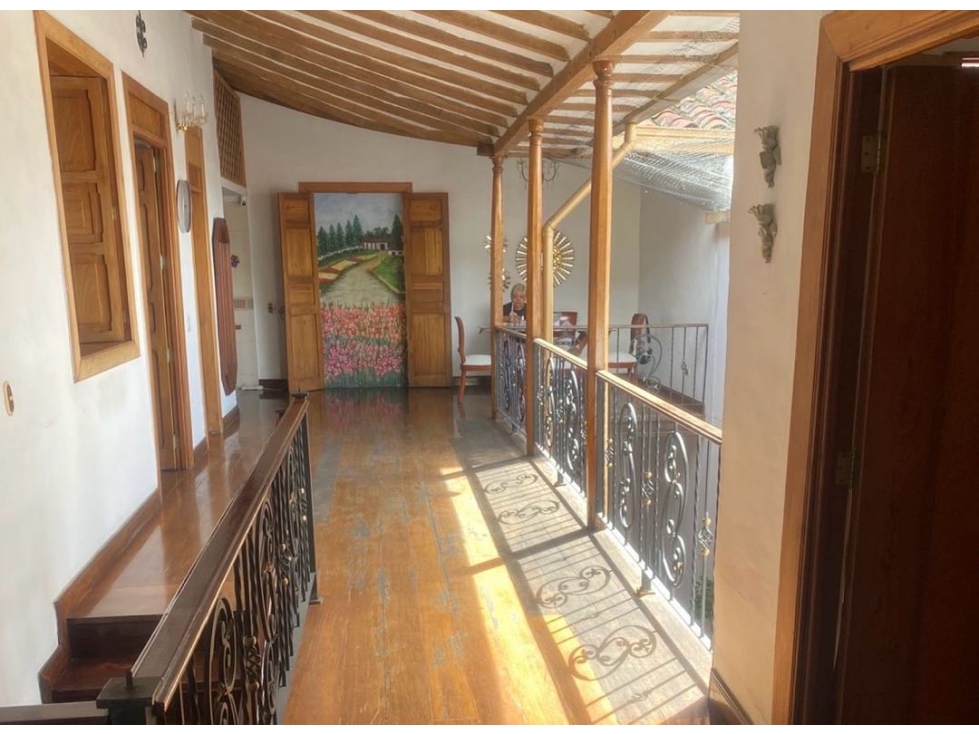 VENTA DE CASA EN CIUDAD BOLÍVAR ANTIOQUIA CON 2 LOCALES RENTANDO — foto 2