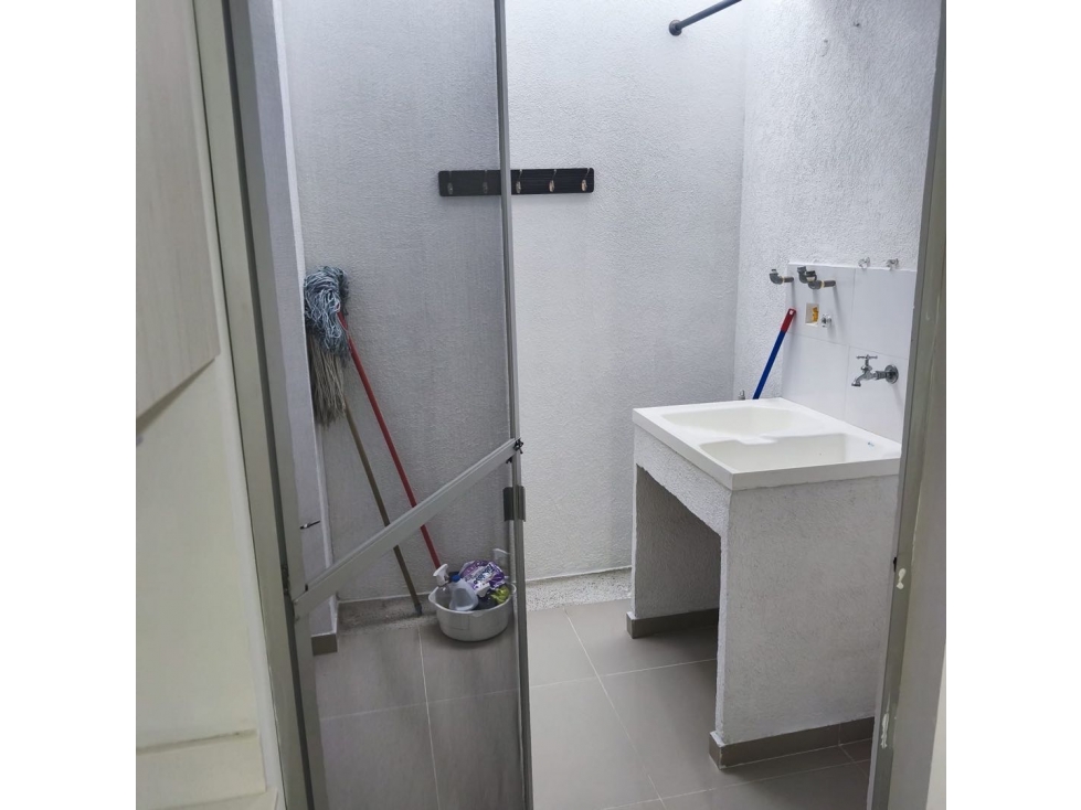 (JE+1) VENTA DE CASA EN CIUDAD COUNTRY — foto 4