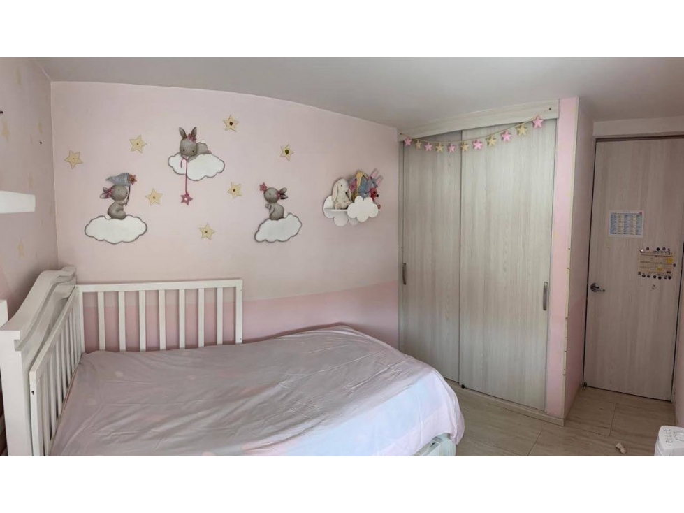 VENTA DE CASA EN CIUDAD COUNTRY, JAMUNDI 679. — foto 2
