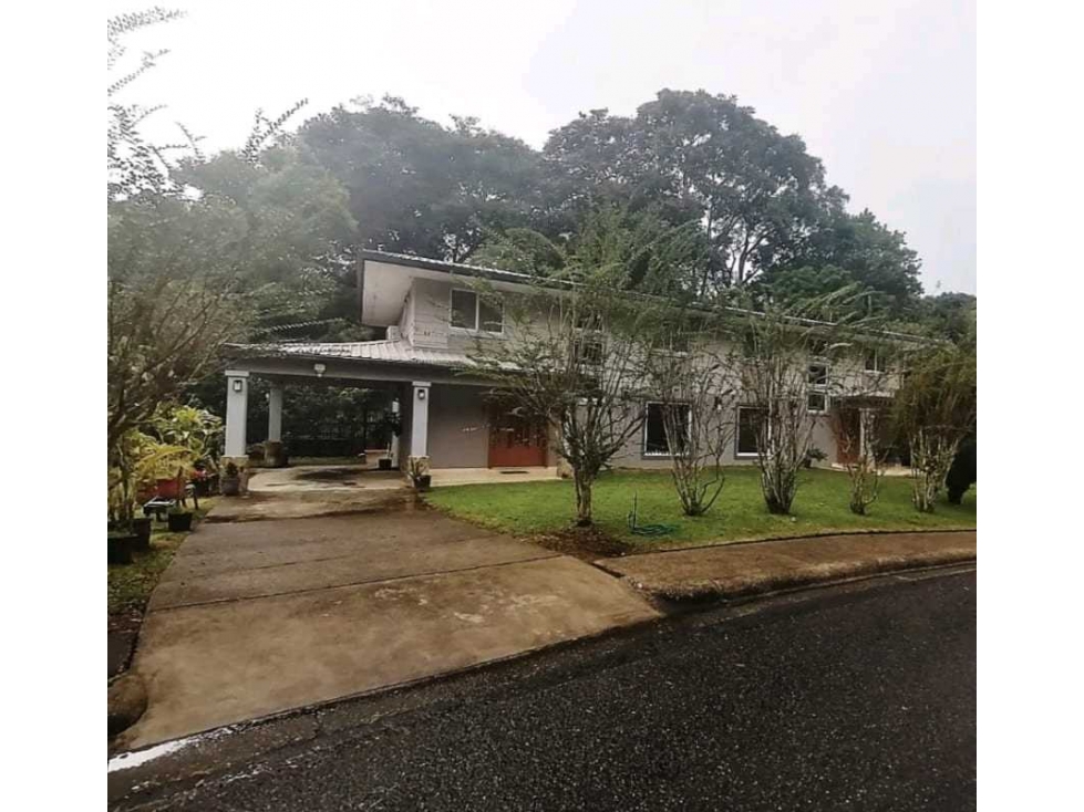 VENTA DE CASA EN CLAYTON 672M2 - 1