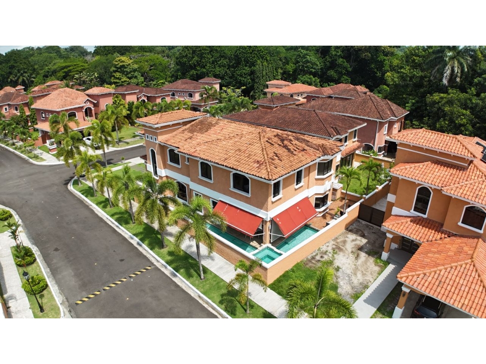 Venta de Casa en Clayton Village, Clayton