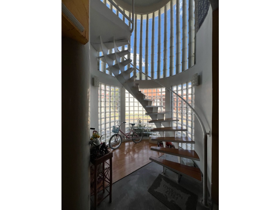Casa en Venta en Club de Golf con alberca y gran jardín — foto 5