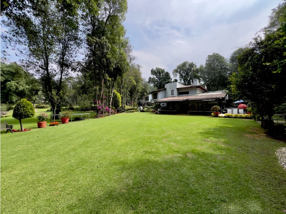 VENTA DE CASA EN CLUB DE GOLF | CON JARDINES Y JACUZZI | AVANDARO — foto 3
