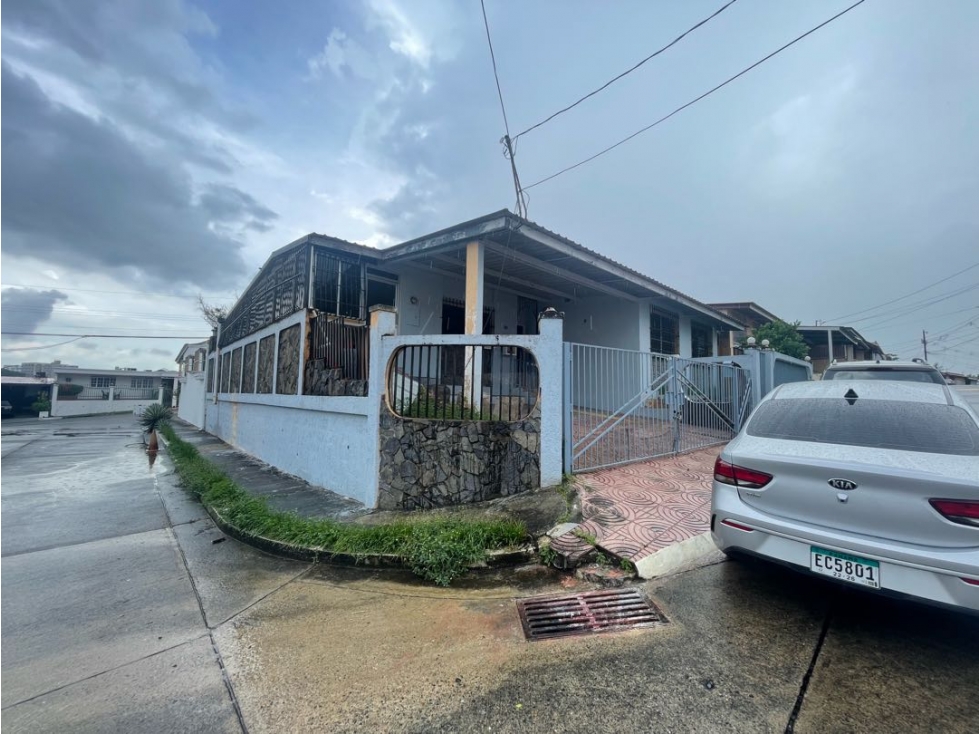 Venta de casa en Colonia La Loma - Villa Lucre - DG