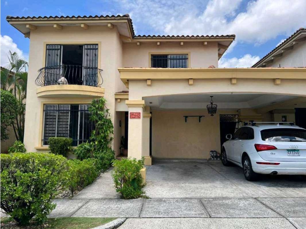 VENTA DE CASA EN CONDADO DEL REY RESIDENCIAL PASEO DORADO 374M2 JP