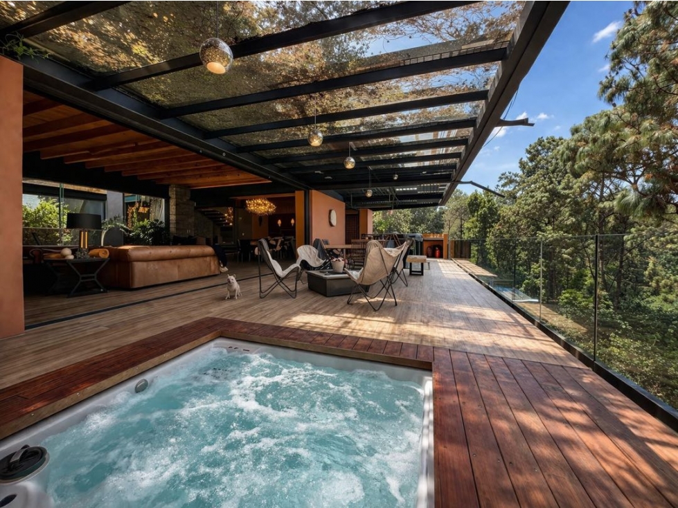 CASA EN VENTA EN CONDOMINIO CON JACUZZI, TERRAZA Y VISTAS | AVANDARO