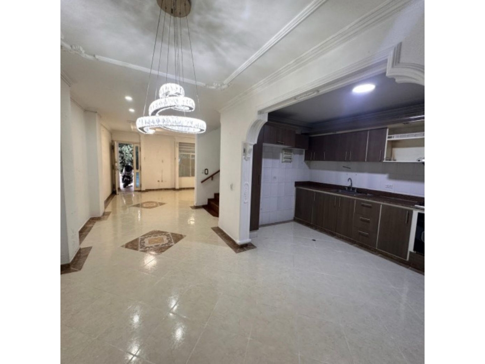 VENTA DE CASA EN CONDOMINIO EN SANTA ANITA SUR DE CALI 432. — foto 2